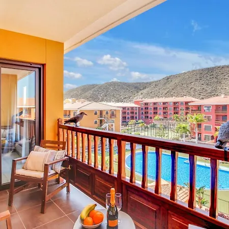 Lovely Mocan, Pool, Fast Wi-fi, Padel Court