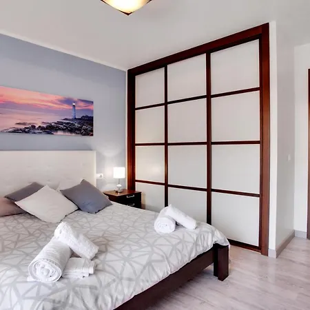 Lovely Mocan, Pool, Fast Wi-fi, Padel Court Appartamento *